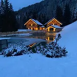 Bergseegut Und *